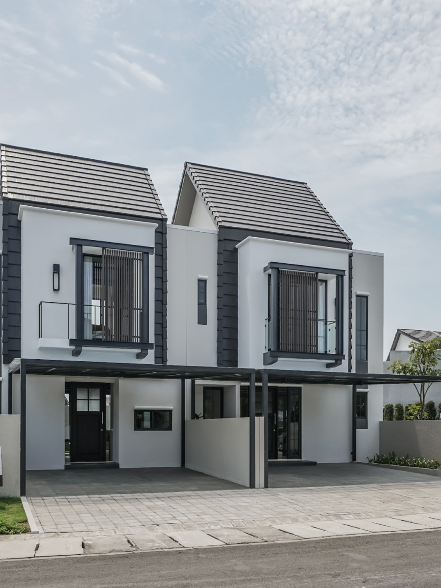 Cat Rumah Warna Putih dan Hitam