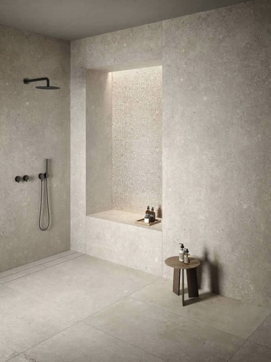 Desain Kamar Mandi Modern dengan Shower Tanpa Sekat